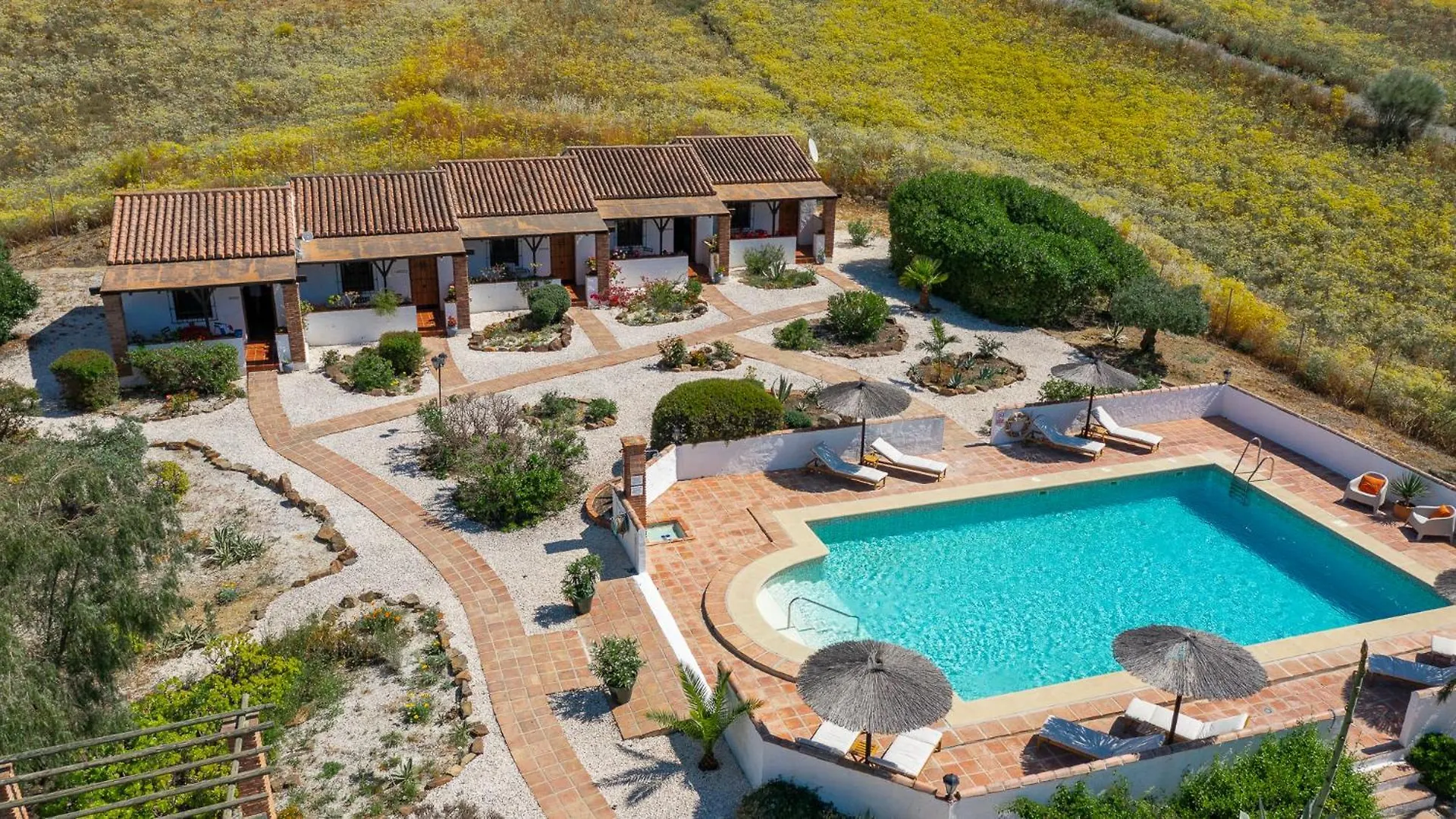 Boutique B&B Cortijo Valverde ألورا